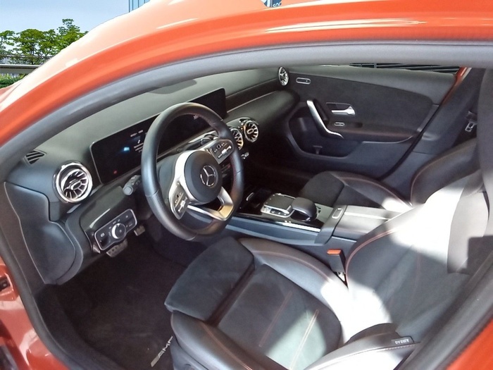 Mercedes-Benz Clase A 180 d 85 kW (116 CV) Vehículo usado en Madrid Mercedes-Benz Clase A 180 d 85 kW (116 CV) Vehículo usado en Madrid