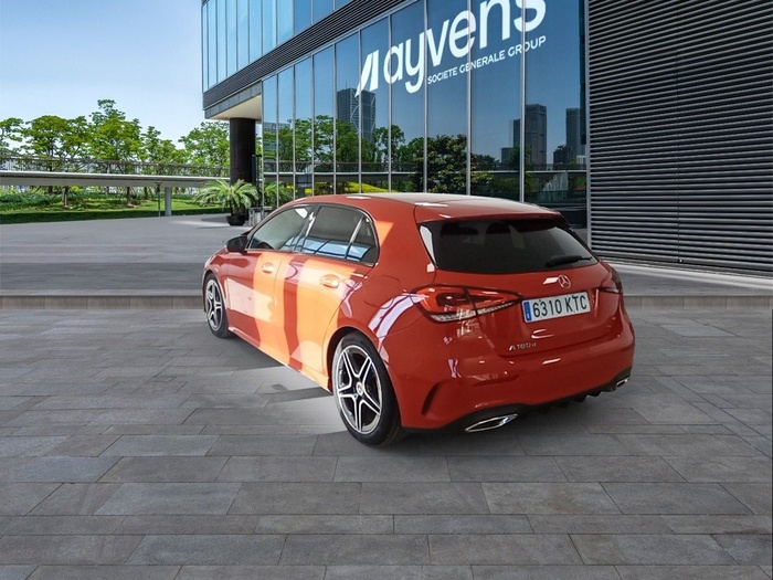 Mercedes-Benz Clase A 180 d 85 kW (116 CV) Vehículo usado en Madrid Mercedes-Benz Clase A 180 d 85 kW (116 CV) Vehículo usado en Madrid