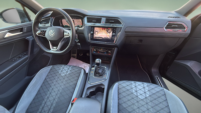 Volkswagen Tiguan R-Line 2.0 TDI 110 kW (150 CV) 16 Volkswagen Tiguan R-Line 2.0 TDI 110 kW (150 CV) 16