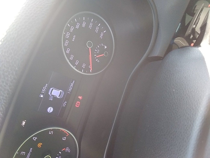 Kia Sportage 1.6 MHEV Black Edition 100 kW (136 CV) Vehículo usado en Madrid Kia Sportage 1.6 MHEV Black Edition 100 kW (136 CV) Vehículo usado en Madrid