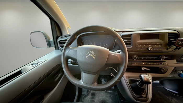 Citroen Jumpy Furgon BlueHDI 120 Doble Cabina Talla XL Control 88 kW (120 CV) Vehículo usado en Madrid Citroen Jumpy Furgon BlueHDI 120 Doble Cabina Talla XL Control 88 kW (120 CV) Vehículo usado en Madrid