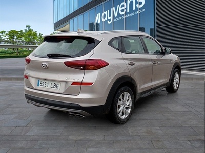 Hyundai Tucson 1.6 CRDI 48V SLE 4x2 85 kW (116 CV) 4 Hyundai Tucson 1.6 CRDI 48V SLE 4x2 85 kW (116 CV) 4