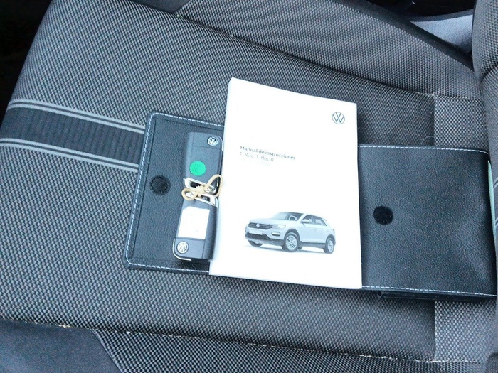 Volkswagen T-Roc Advance 2.0 TDI 85 kW (115 CV) Vehículo usado en Madrid Volkswagen T-Roc Advance 2.0 TDI 85 kW (115 CV) Vehículo usado en Madrid