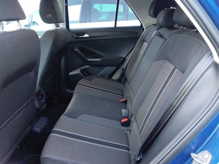 Volkswagen T-Roc Advance 2.0 TDI 85 kW (115 CV) Vehículo usado en Madrid Volkswagen T-Roc Advance 2.0 TDI 85 kW (115 CV) Vehículo usado en Madrid