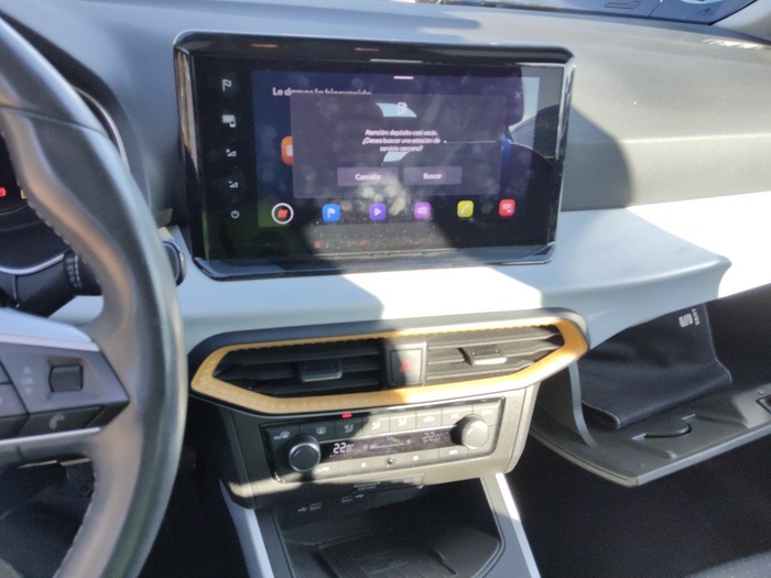 SEAT Arona 1.0 TSI Style 81 kW (110 CV) Vehículo usado en Madrid SEAT Arona 1.0 TSI Style 81 kW (110 CV) Vehículo usado en Madrid