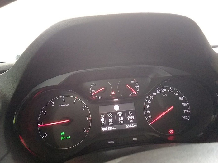 Opel Grandland X 1.5 CDTi Design & Tech 96 kW (130 CV) Vehículo usado en Madrid Opel Grandland X 1.5 CDTi Design & Tech 96 kW (130 CV) Vehículo usado en Madrid