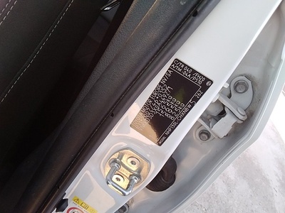 Toyota Yaris 1.5 Hybrid Active 74 kW (100 CV) 13 Toyota Yaris 1.5 Hybrid Active 74 kW (100 CV) 13