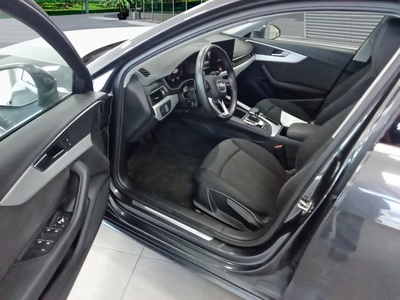 Audi A4 Avant Advanced 35 TDI 120 kW (163 CV) S tronic 7 Audi A4 Avant Advanced 35 TDI 120 kW (163 CV) S tronic 7