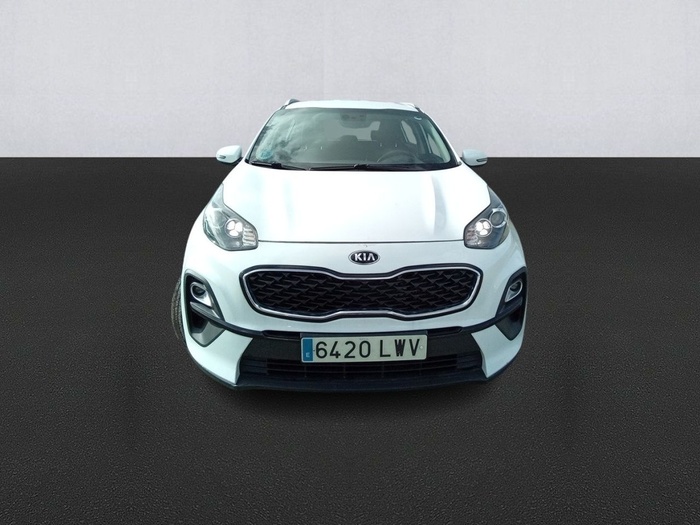 Kia Sportage 1.6 MHEV Business 4x4 100 kW (136 CV) Vehículo usado en Madrid Kia Sportage 1.6 MHEV Business 4x4 100 kW (136 CV) Vehículo usado en Madrid