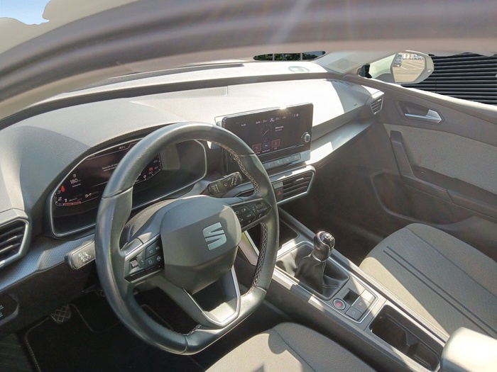 SEAT León 1.5 TSI S&S Style Go 96 kW (130 CV) Vehículo usado en Madrid SEAT León 1.5 TSI S&S Style Go 96 kW (130 CV) Vehículo usado en Madrid