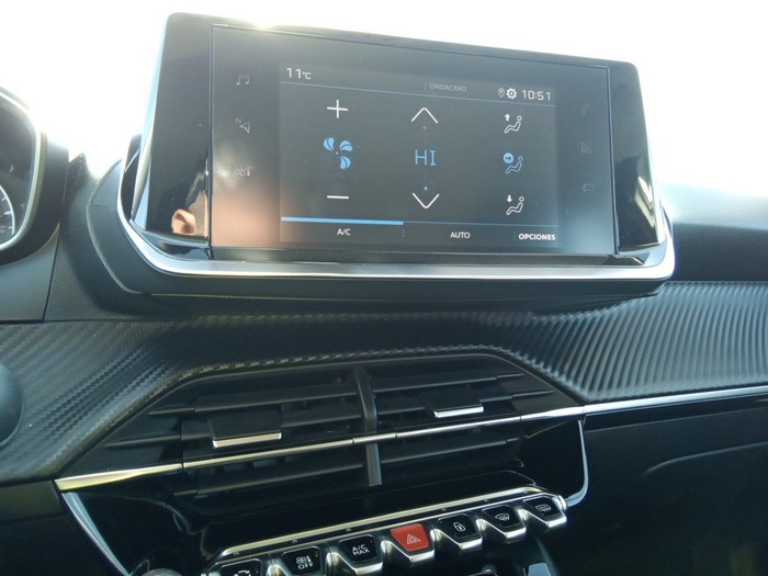 Peugeot 2008 BlueHDi 110 S&S Active Pack 81 kW (110 CV) Vehículo usado en Madrid Peugeot 2008 BlueHDi 110 S&S Active Pack 81 kW (110 CV) Vehículo usado en Madrid