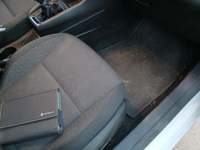 Renault Clio Intens TCe 66 kW (90 CV) 12 Renault Clio Intens TCe 66 kW (90 CV) 12