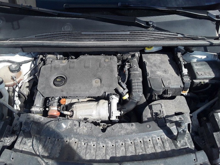 Opel Crossland X 1.5 D S&S Design Line 120 Aniversario 75 kW (102 CV) Vehículo usado en Madrid Opel Crossland X 1.5 D S&S Design Line 120 Aniversario 75 kW (102 CV) Vehículo usado en Madrid