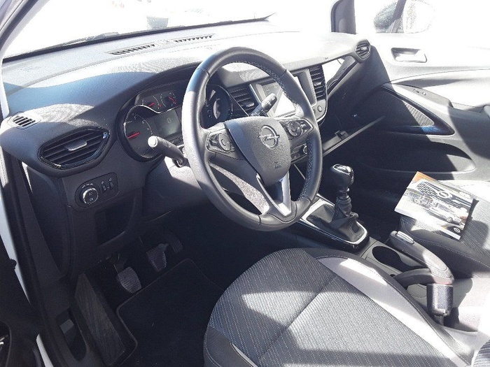 Opel Crossland X 1.5 D S&S Design Line 120 Aniversario 75 kW (102 CV) Vehículo usado en Madrid Opel Crossland X 1.5 D S&S Design Line 120 Aniversario 75 kW (102 CV) Vehículo usado en Madrid