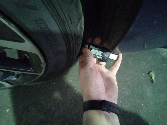 Toyota Corolla 180H Advance E-CVT 132 kW (180 CV) Vehículo usado en Madrid Toyota Corolla 180H Advance E-CVT 132 kW (180 CV) Vehículo usado en Madrid