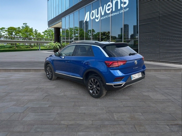 Volkswagen T-Roc Sport 1.5 TSI 110 kW (150 CV) DSG Vehículo usado en Madrid Volkswagen T-Roc Sport 1.5 TSI 110 kW (150 CV) DSG Vehículo usado en Madrid