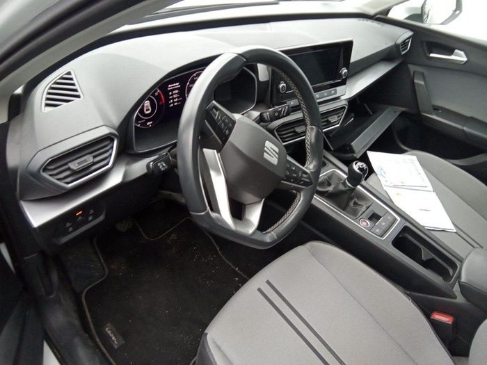 SEAT León 2.0 TDI S&S Style Go 85 kW (115 CV) Vehículo usado en Madrid SEAT León 2.0 TDI S&S Style Go 85 kW (115 CV) Vehículo usado en Madrid