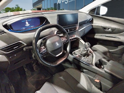 Peugeot 3008 BlueHDi 130 S&S Active Pack 96 kW (130 CV) 7 Peugeot 3008 BlueHDi 130 S&S Active Pack 96 kW (130 CV) 7