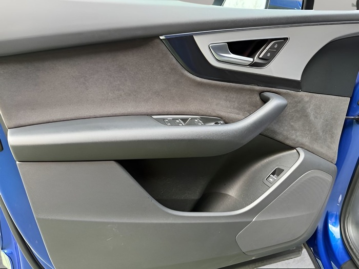 Audi Q7 sport 3.0 TDI quattro 200 kW (272 CV) tiptronic Vehículo usado en Madrid Audi Q7 sport 3.0 TDI quattro 200 kW (272 CV) tiptronic Vehículo usado en Madrid