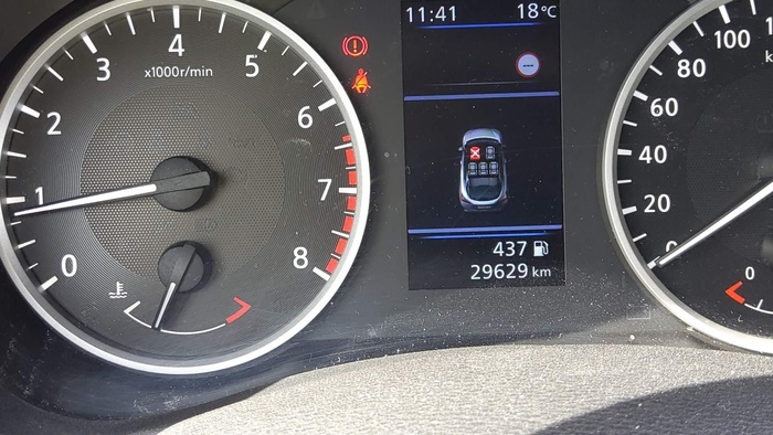 Nissan Juke DIG-T Acenta 84 kW (114 CV) Vehículo usado en Madrid Nissan Juke DIG-T Acenta 84 kW (114 CV) Vehículo usado en Madrid