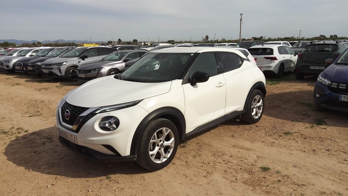 Nissan Juke DIG-T Acenta 84 kW (114 CV) Vehículo usado en Madrid Nissan Juke DIG-T Acenta 84 kW (114 CV) Vehículo usado en Madrid