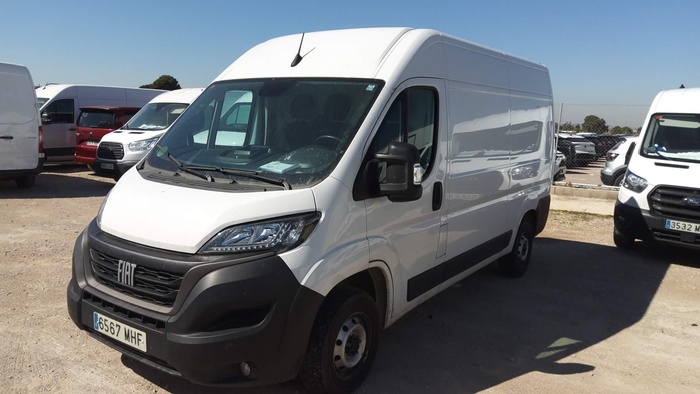 Fiat Ducato Furgon 2.3 Multijet Easy Pro L2H2 103 kW (140 CV) 3.500 Vehículo usado en Madrid Fiat Ducato Furgon 2.3 Multijet Easy Pro L2H2 103 kW (140 CV) 3.500 Vehículo usado en Madrid