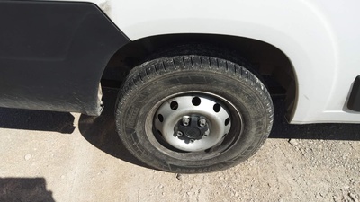 Fiat Ducato Furgon 2.3 Multijet Easy Pro L2H2 103 kW (140 CV) 3.500 15 Fiat Ducato Furgon 2.3 Multijet Easy Pro L2H2 103 kW (140 CV) 3.500 15