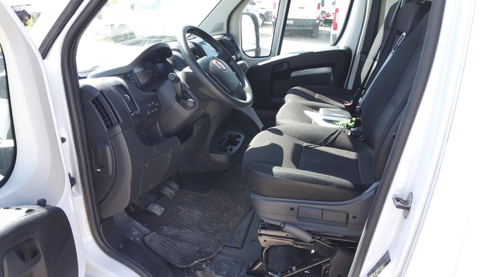 Fiat Ducato Furgon 2.3 Multijet Easy Pro L2H2 103 kW (140 CV) 3.500 Vehículo usado en Madrid Fiat Ducato Furgon 2.3 Multijet Easy Pro L2H2 103 kW (140 CV) 3.500 Vehículo usado en Madrid