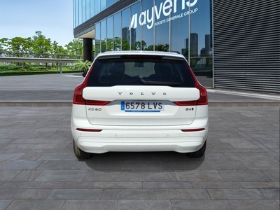 Volvo XC60 B4 D Momentum Pro AWD Auto 145 kW (197 CV) 5 Volvo XC60 B4 D Momentum Pro AWD Auto 145 kW (197 CV) 5