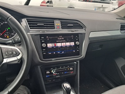 Volkswagen Tiguan Life 2.0 TDI 110 kW (150 CV) DSG 14 Volkswagen Tiguan Life 2.0 TDI 110 kW (150 CV) DSG 14