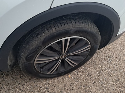 Volkswagen Tiguan Life 2.0 TDI 110 kW (150 CV) DSG 15 Volkswagen Tiguan Life 2.0 TDI 110 kW (150 CV) DSG 15