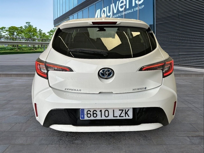 Toyota Corolla 125H Business E-CVT 90 kW (122 CV) Vehículo usado en Madrid Toyota Corolla 125H Business E-CVT 90 kW (122 CV) Vehículo usado en Madrid