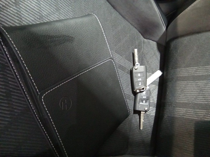 Volkswagen Tiguan R-Line 2.0 TDI 110 kW (150 CV) DSG Vehículo usado en Madrid Volkswagen Tiguan R-Line 2.0 TDI 110 kW (150 CV) DSG Vehículo usado en Madrid