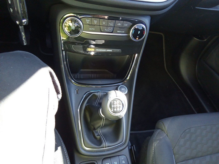 Ford Puma 1.0 EcoBoost MHEV Titanium 92 kW (125 CV) Vehículo usado en Madrid Ford Puma 1.0 EcoBoost MHEV Titanium 92 kW (125 CV) Vehículo usado en Madrid