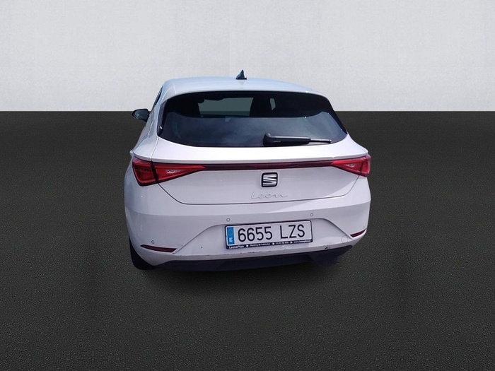 SEAT León 2.0 TDI S&S Style XL 85 kW (115 CV) Vehículo usado en Madrid SEAT León 2.0 TDI S&S Style XL 85 kW (115 CV) Vehículo usado en Madrid