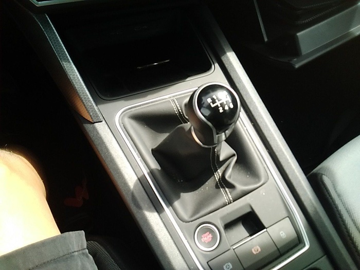 SEAT León 2.0 TDI S&S Style XL 85 kW (115 CV) Vehículo usado en Madrid SEAT León 2.0 TDI S&S Style XL 85 kW (115 CV) Vehículo usado en Madrid