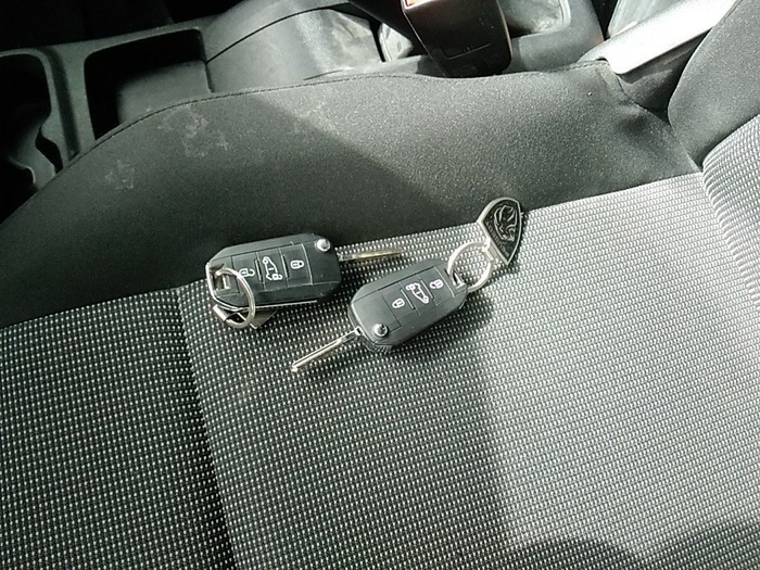 Peugeot Partner Furgon BlueHDi 100 Standard 600kg 75 kW (102 CV) Vehículo usado en Madrid Peugeot Partner Furgon BlueHDi 100 Standard 600kg 75 kW (102 CV) Vehículo usado en Madrid