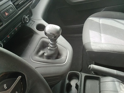 Peugeot Partner Furgon BlueHDi 100 Standard 600kg 75 kW (102 CV) 11 Peugeot Partner Furgon BlueHDi 100 Standard 600kg 75 kW (102 CV) 11