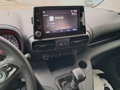 Opel Combo Life 1.5 TD Business Edition Plus L1 75 kW (102 CV) 13 Opel Combo Life 1.5 TD Business Edition Plus L1 75 kW (102 CV) 13