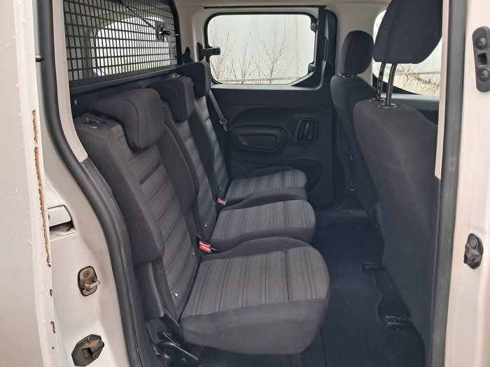 Opel Combo Life 1.5 TD Business Edition Plus L1 75 kW (102 CV) Vehículo usado en Madrid Opel Combo Life 1.5 TD Business Edition Plus L1 75 kW (102 CV) Vehículo usado en Madrid