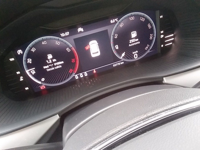 Skoda Kamiq 1.0 TSI Ambition 81 kW (110 CV) Vehículo usado en Madrid Skoda Kamiq 1.0 TSI Ambition 81 kW (110 CV) Vehículo usado en Madrid