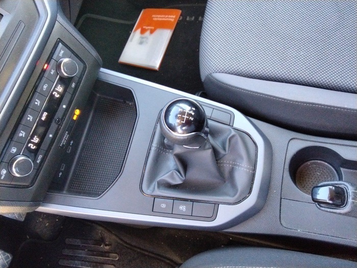 SEAT Arona 1.0 TSI Style Go Eco 85 kW (115 CV) Vehículo usado en Madrid SEAT Arona 1.0 TSI Style Go Eco 85 kW (115 CV) Vehículo usado en Madrid