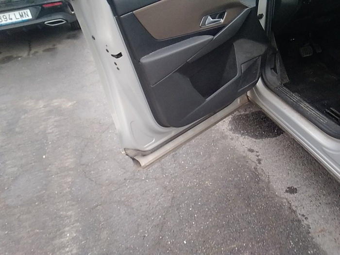 DS DS7 Crossback BlueHDi 130 DE Bastille + AT 96 kW (130 CV) Vehículo usado en Madrid DS DS7 Crossback BlueHDi 130 DE Bastille + AT 96 kW (130 CV) Vehículo usado en Madrid