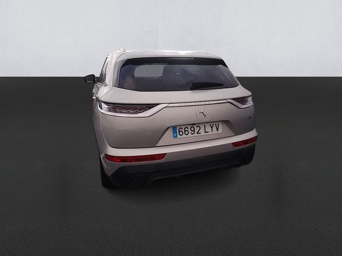 DS DS7 Crossback BlueHDi 130 DE Bastille + AT 96 kW (130 CV) Vehículo usado en Madrid DS DS7 Crossback BlueHDi 130 DE Bastille + AT 96 kW (130 CV) Vehículo usado en Madrid