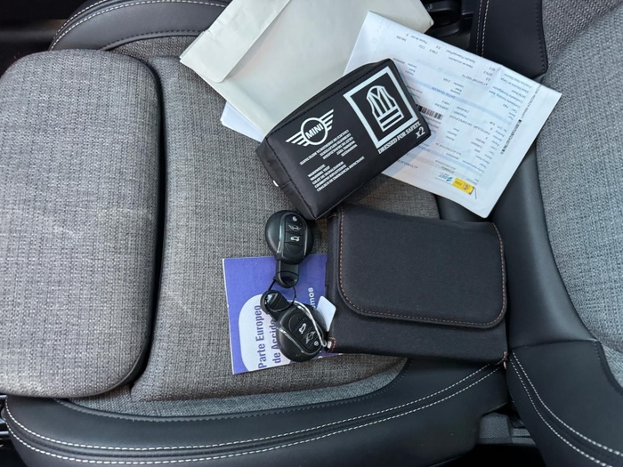 MINI MINI Countryman Cooper S E ALL4 162 kW (220 CV) Vehículo usado en Madrid MINI MINI Countryman Cooper S E ALL4 162 kW (220 CV) Vehículo usado en Madrid