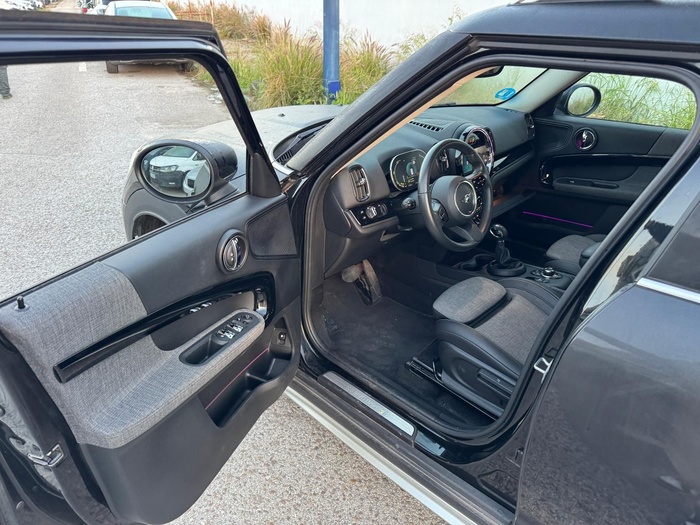 MINI MINI Countryman Cooper S E ALL4 162 kW (220 CV) Vehículo usado en Madrid MINI MINI Countryman Cooper S E ALL4 162 kW (220 CV) Vehículo usado en Madrid