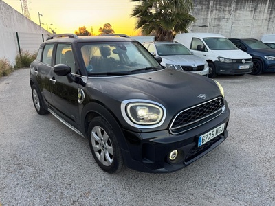 MINI MINI Countryman Cooper S E ALL4 162 kW (220 CV) 4 MINI MINI Countryman Cooper S E ALL4 162 kW (220 CV) 4