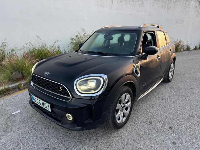 MINI MINI Countryman Cooper S E ALL4 162 kW (220 CV) Vehículo usado en Madrid MINI MINI Countryman Cooper S E ALL4 162 kW (220 CV) Vehículo usado en Madrid