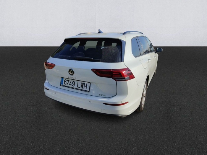 Volkswagen Golf Variant Life 1.0 eTSI 81 kW (110 CV) DSG Vehículo usado en Madrid Volkswagen Golf Variant Life 1.0 eTSI 81 kW (110 CV) DSG Vehículo usado en Madrid