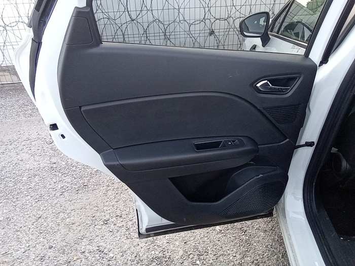 Renault Captur Intens TCe GLP 74 kW (100 CV) Vehículo usado en Madrid Renault Captur Intens TCe GLP 74 kW (100 CV) Vehículo usado en Madrid